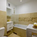 Rentplanet - Pereca Apartamento