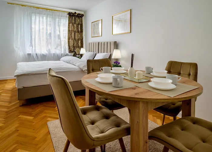 Rentplanet - Pereca Appartamento Breslavia